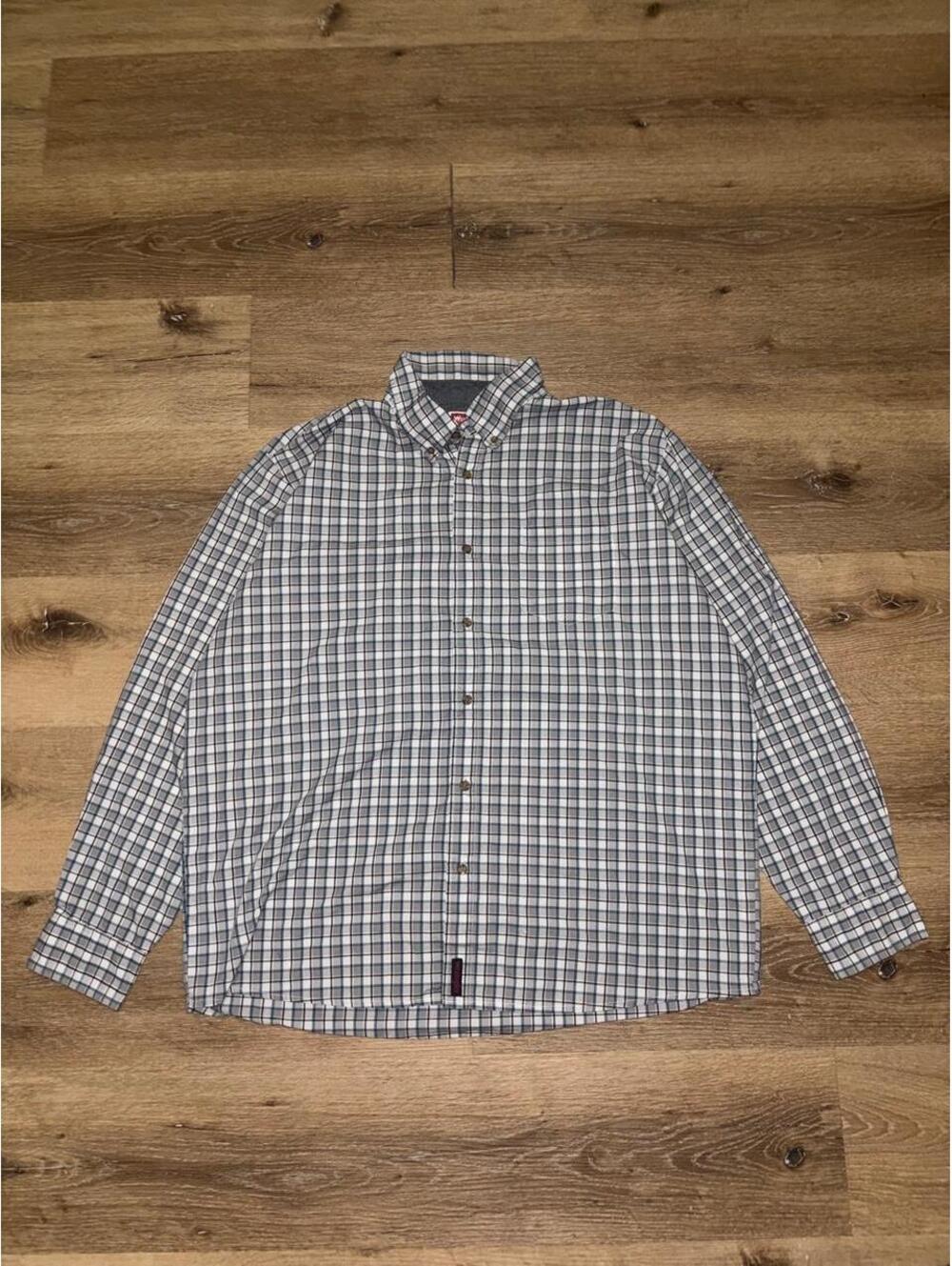 Wrangler Plaid Wrinkle Resist Button Up Shirt Men’s XL